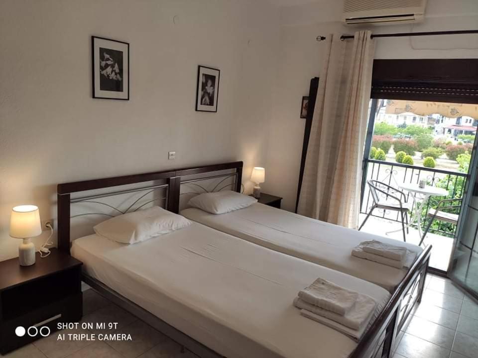 Sivota Rooms Athanasiou Buitenkant foto